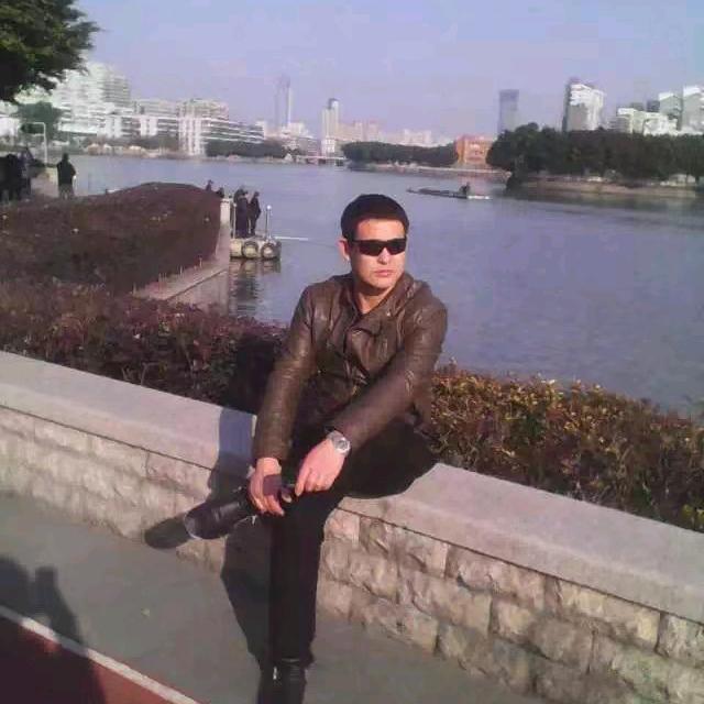 皱纹不长在心里，依然风华正茂。