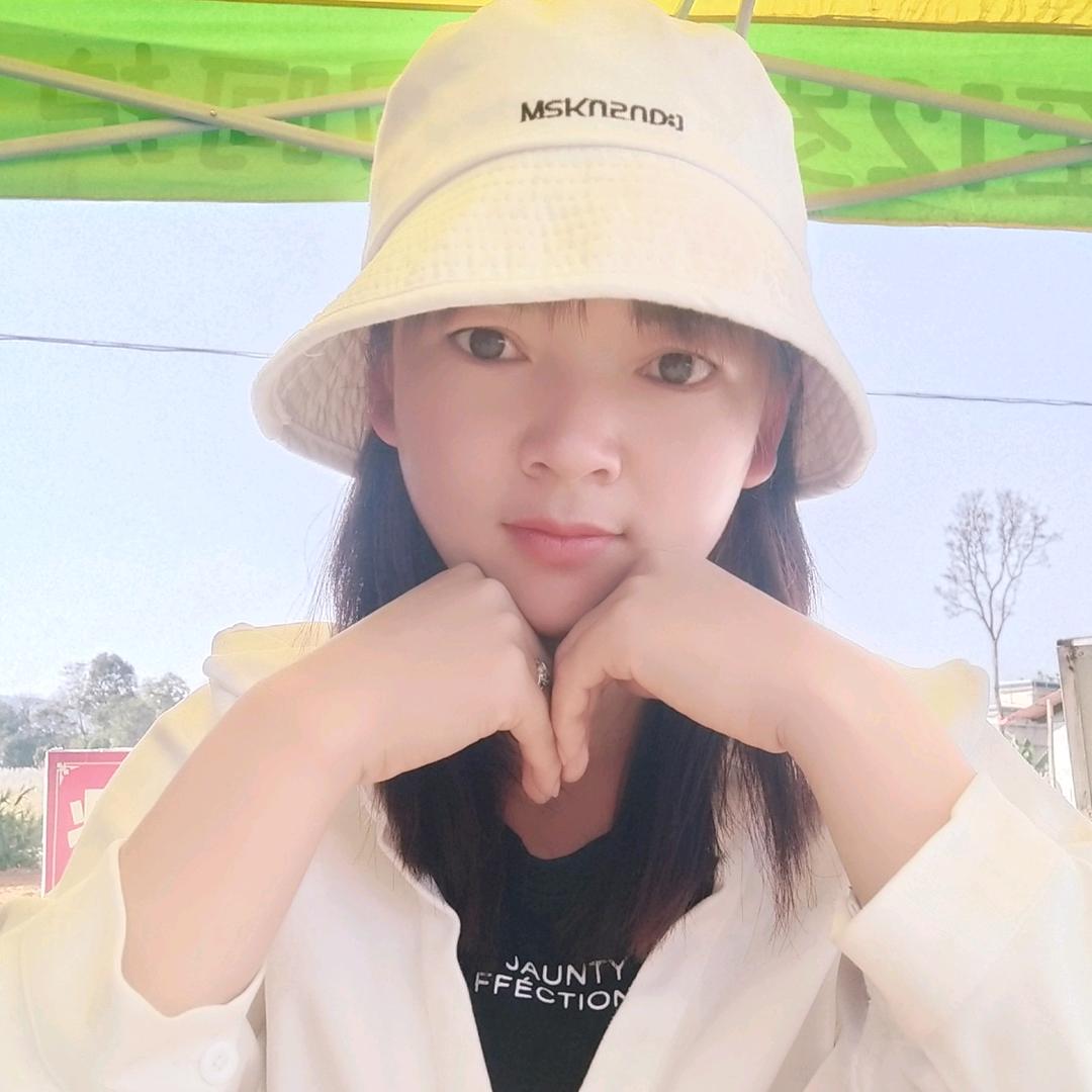 陇川依然心动服装店
