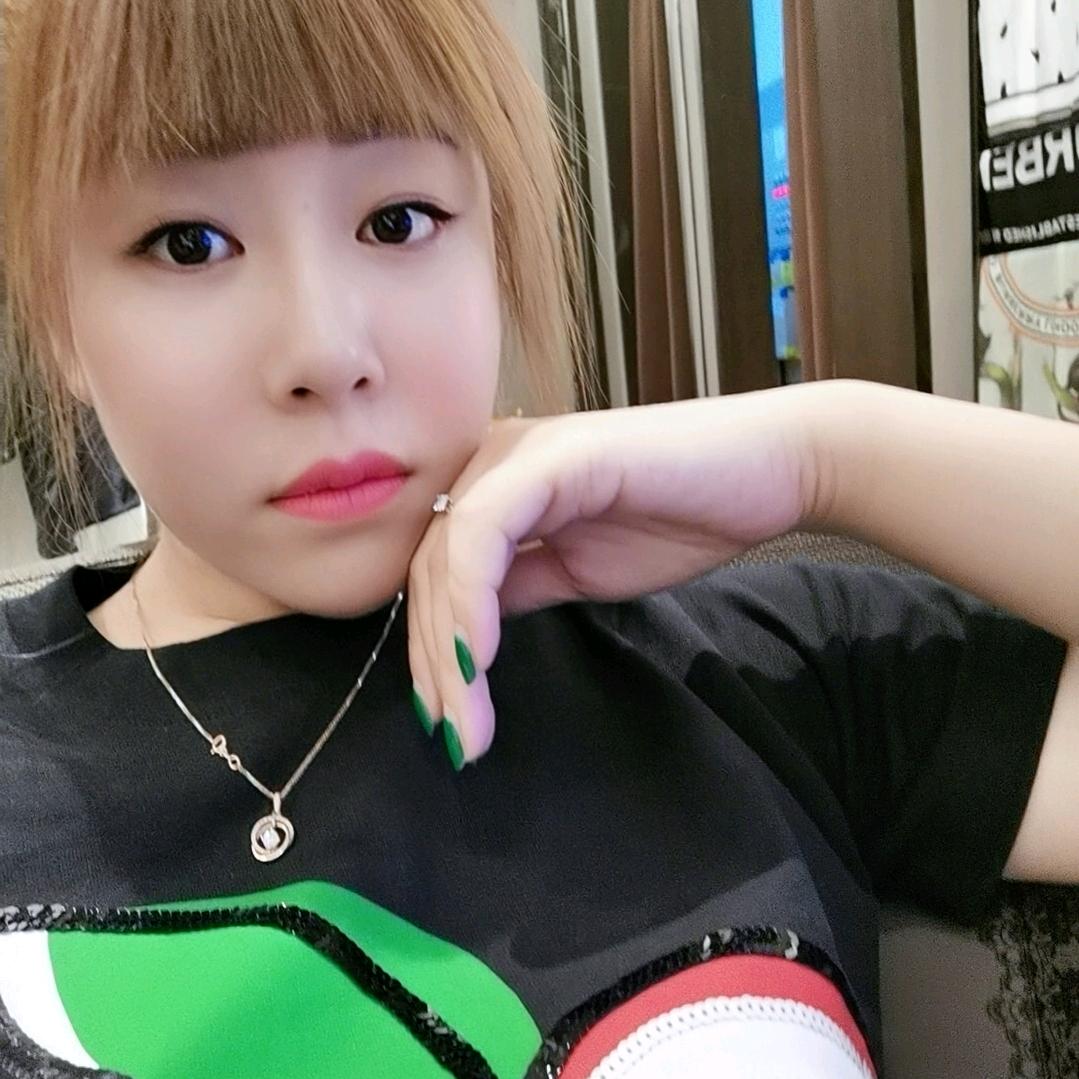 比丰田霸道的女人