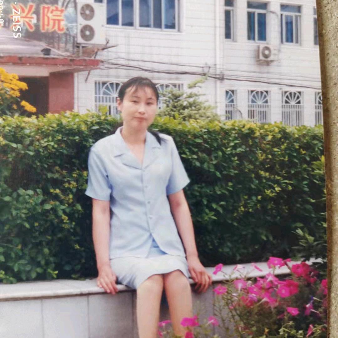 @莹莹