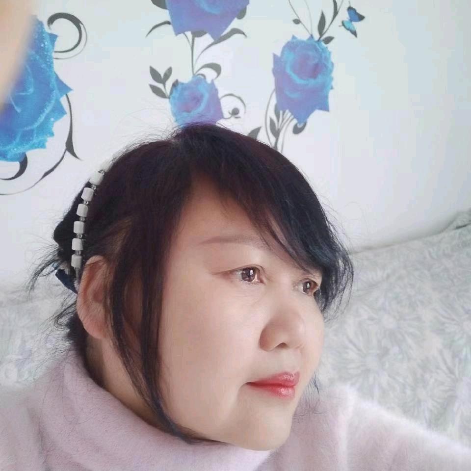 张燕.
