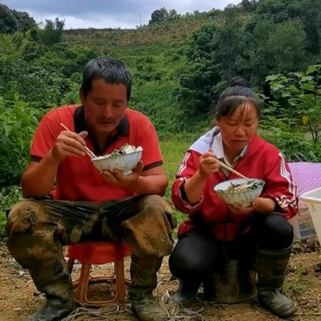 红哥红嫂
