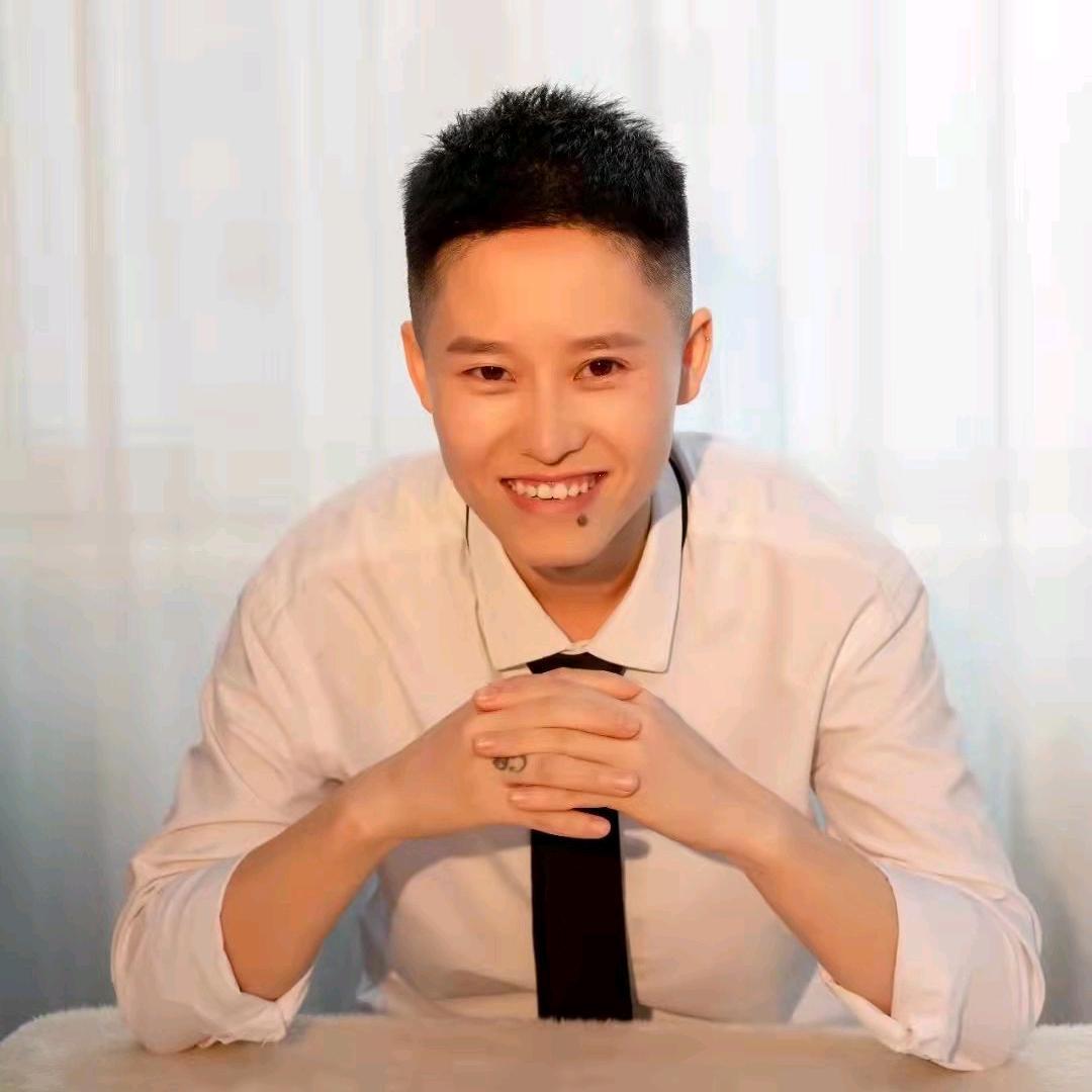 胡小欠百货小屋