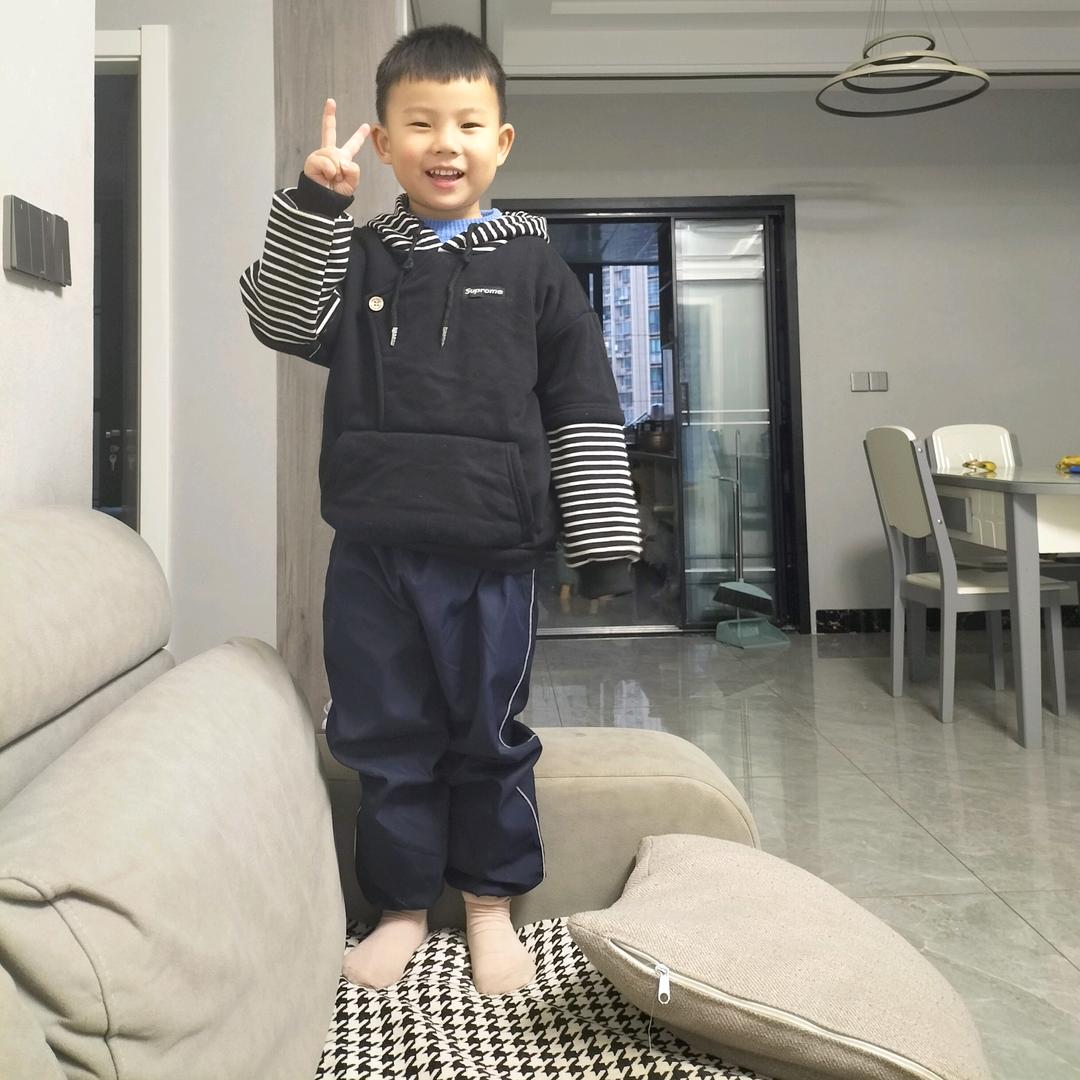 墨言😃墨柔