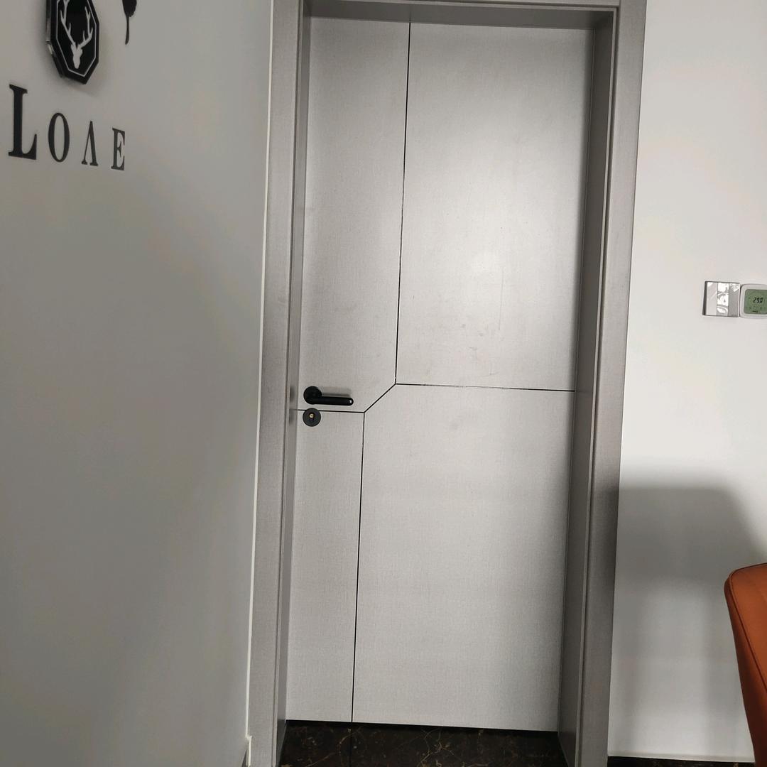 恒运木门，钛镁合金门