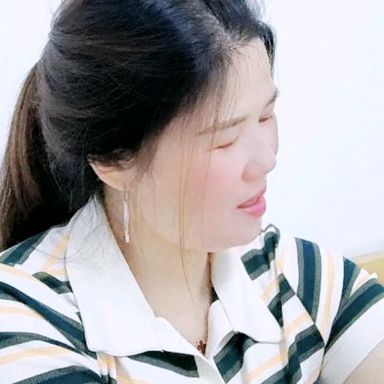 香香^O^
