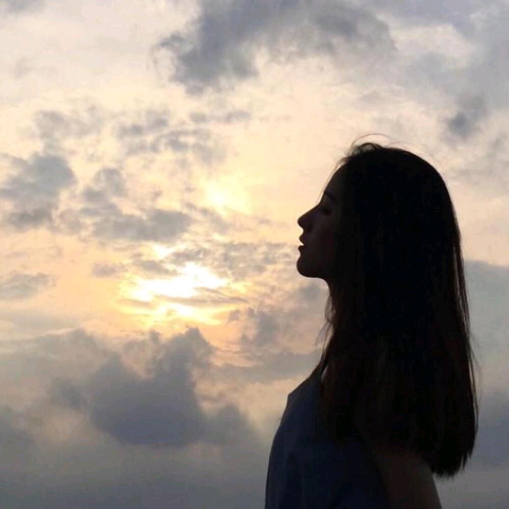 做美容的小喻🌞