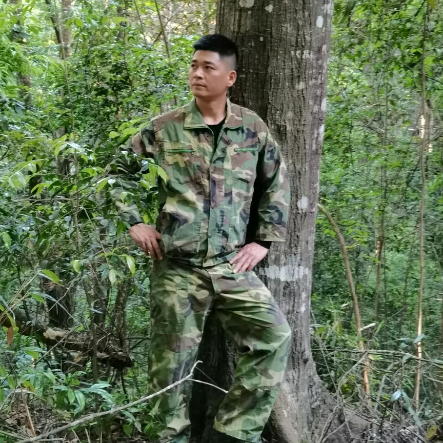 护林员莫哥