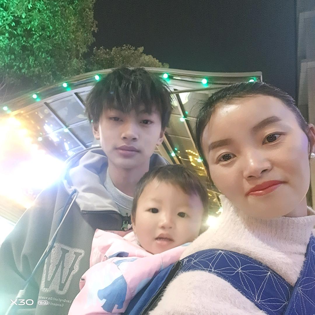 哈尼家有二宝