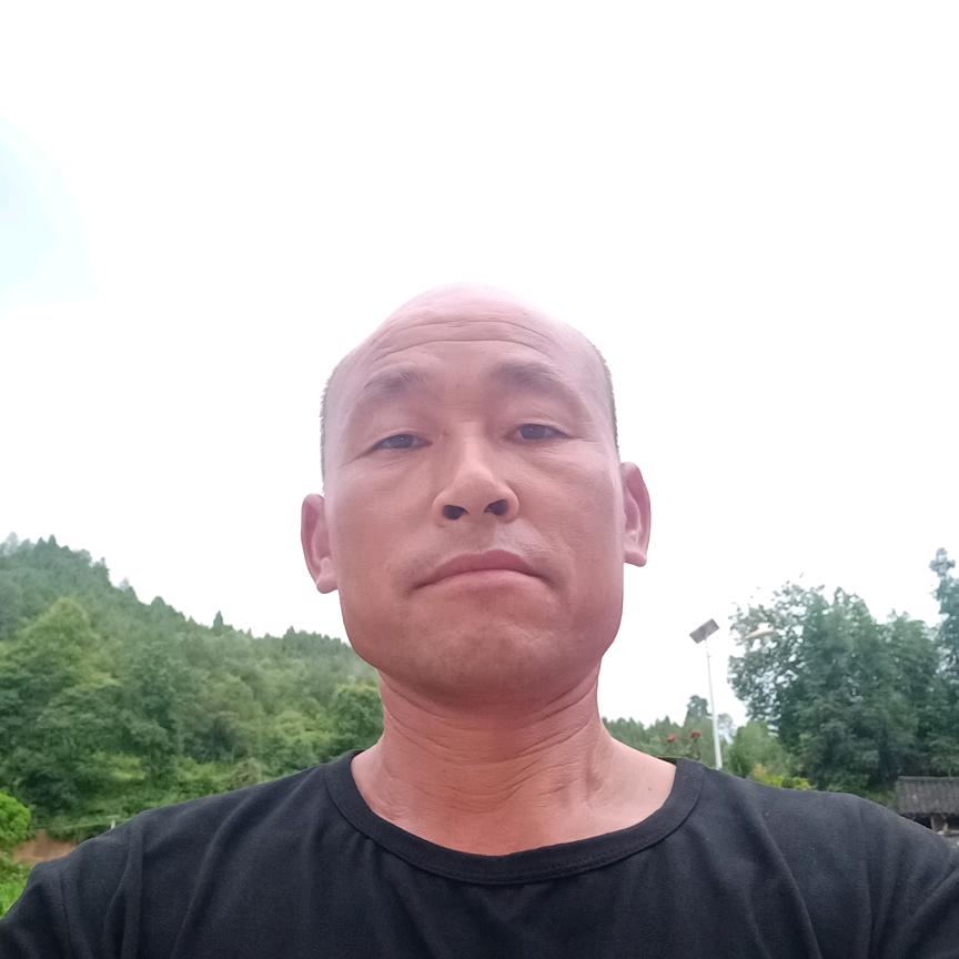 张周，开心快乐