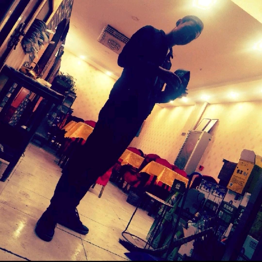 开朗的大鳄鱼👁️‍🗨️