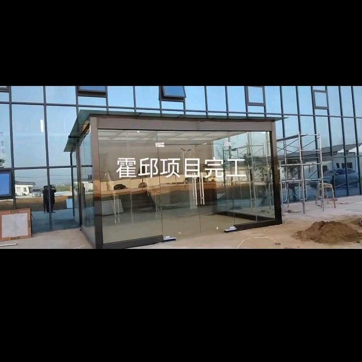 共创玻璃幕墙门窗。申