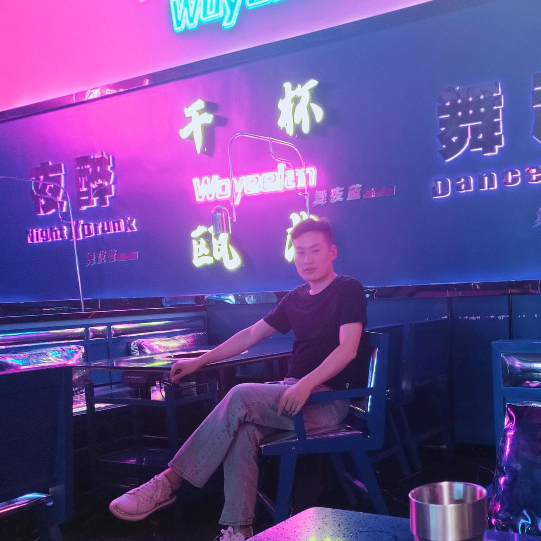 爱哭的毛毛虫