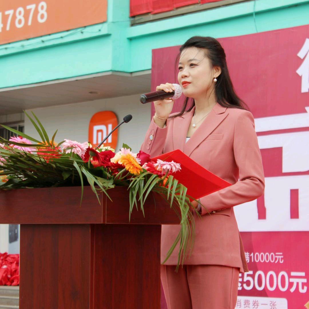 心心姐-济南冠栋家具