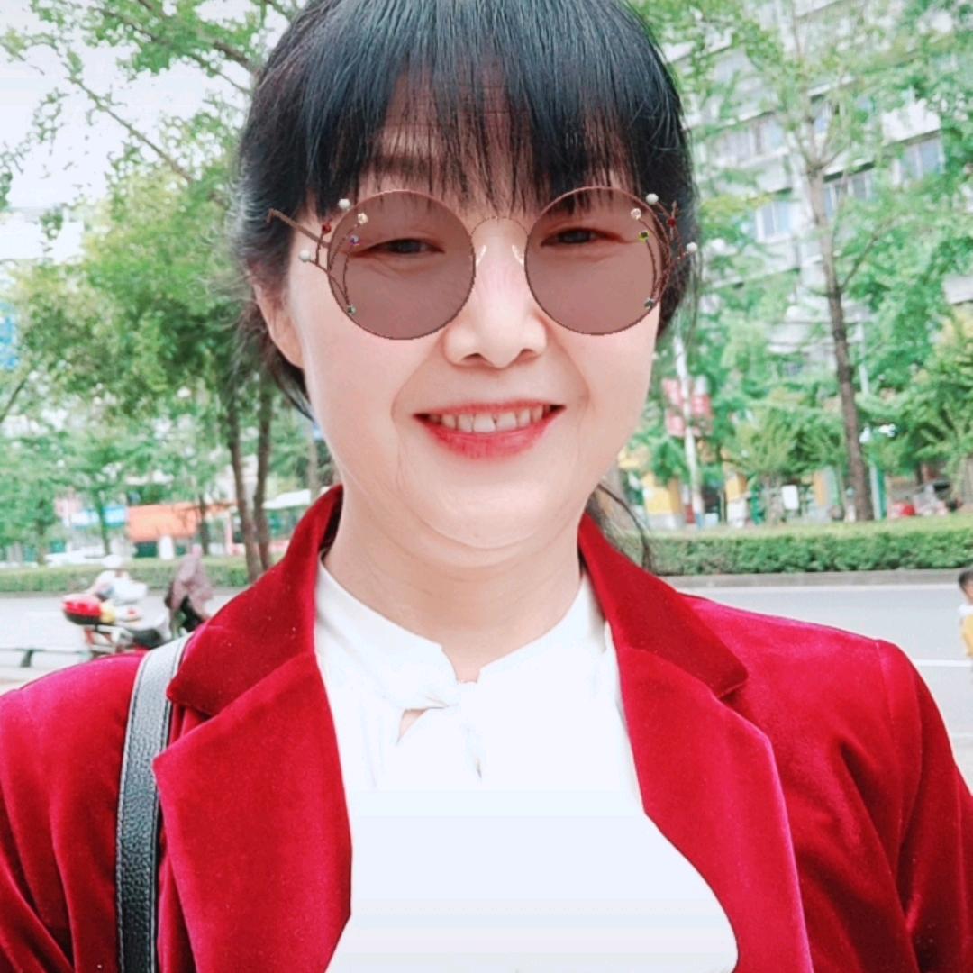 我是香香