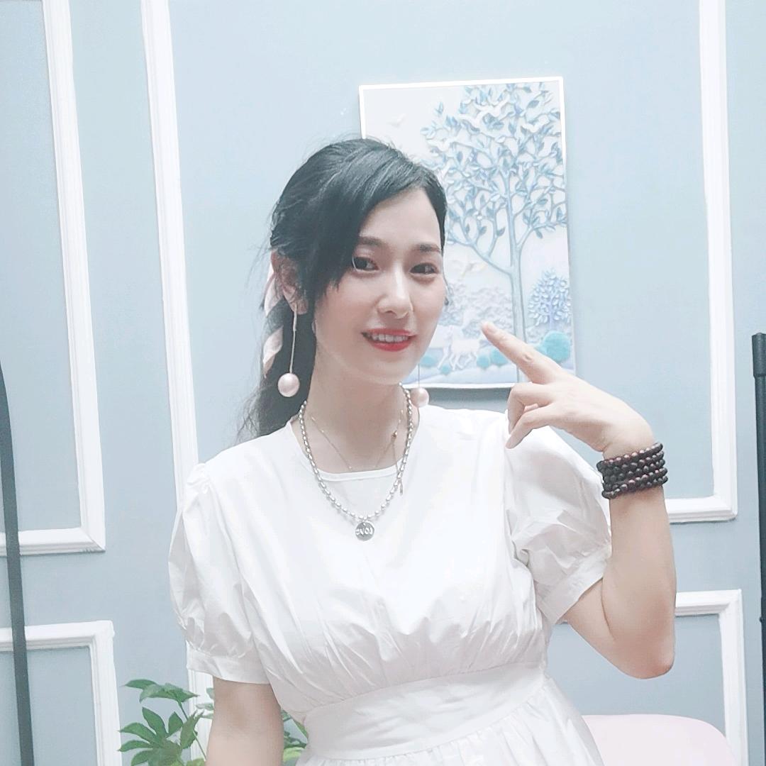 镁文服饰
