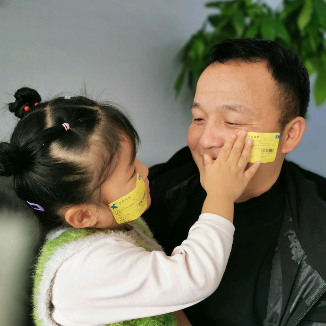 °°° °        小高