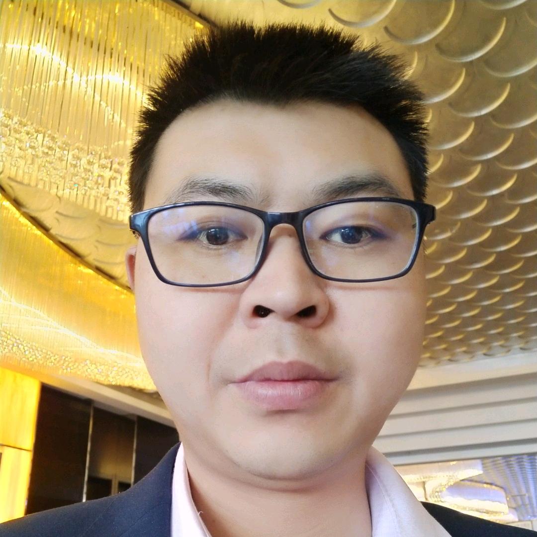躺平哥戈忠忠