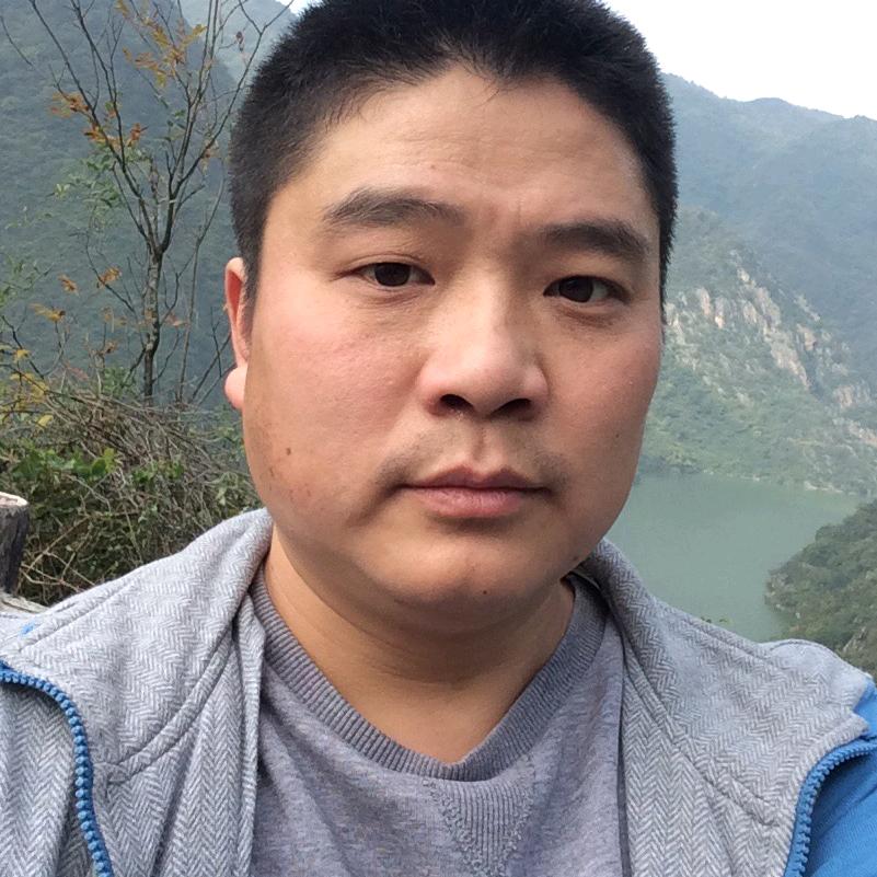 黄璨