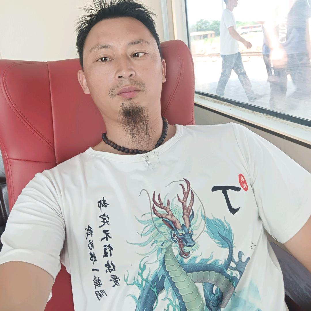 为富裕的明天奋斗