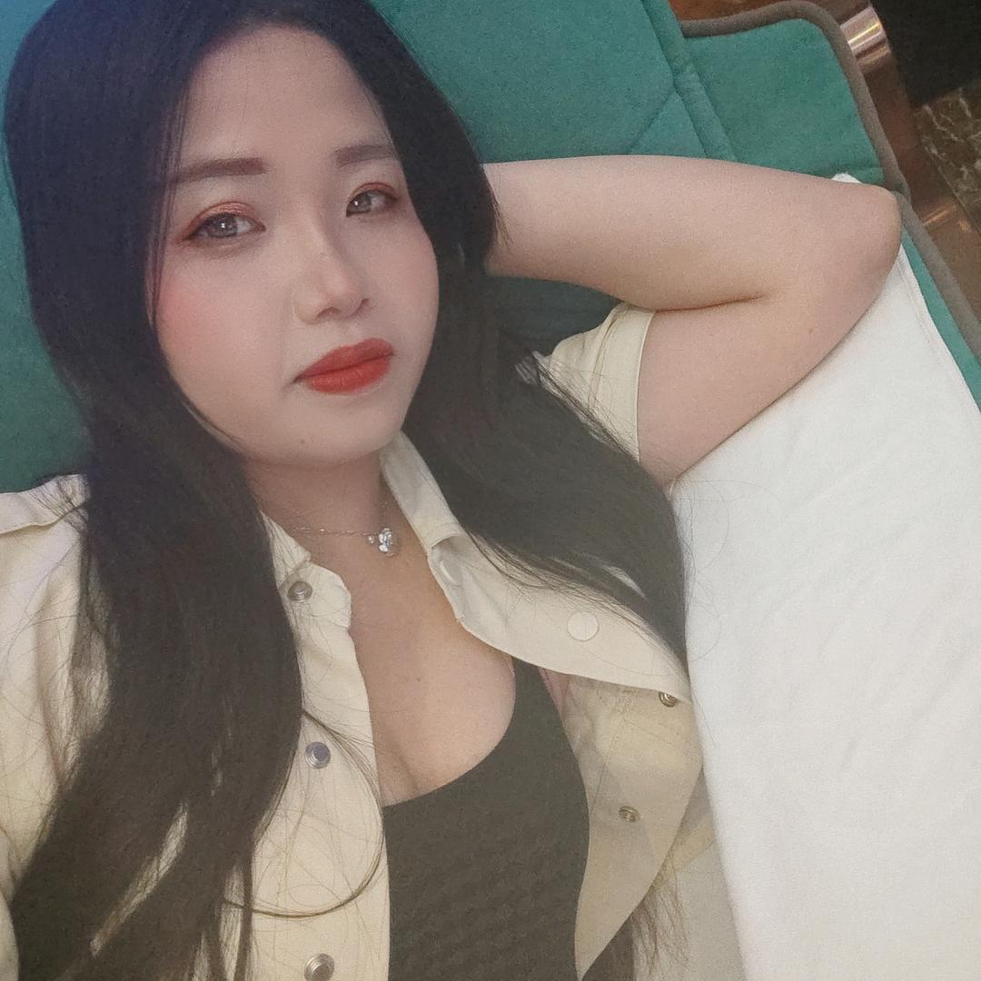 黄家二小姐（拒绝私聊）