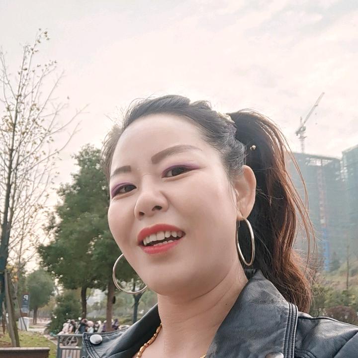 活着不哭