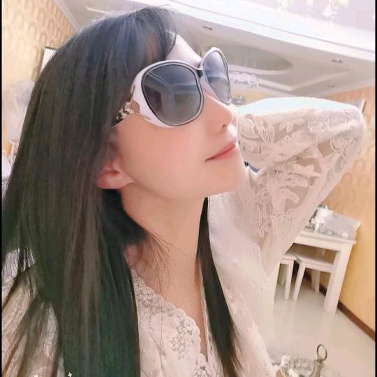 叼馋雪儿