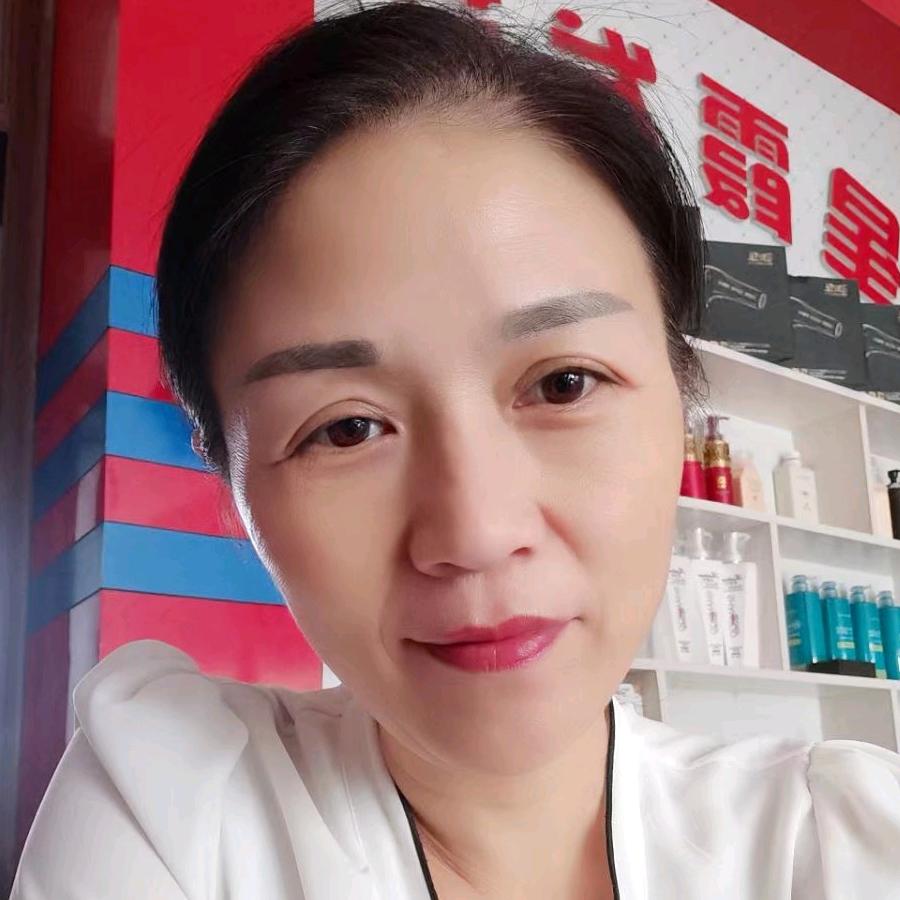 平度市蓼兰星霞发艺（紫荆花假发）