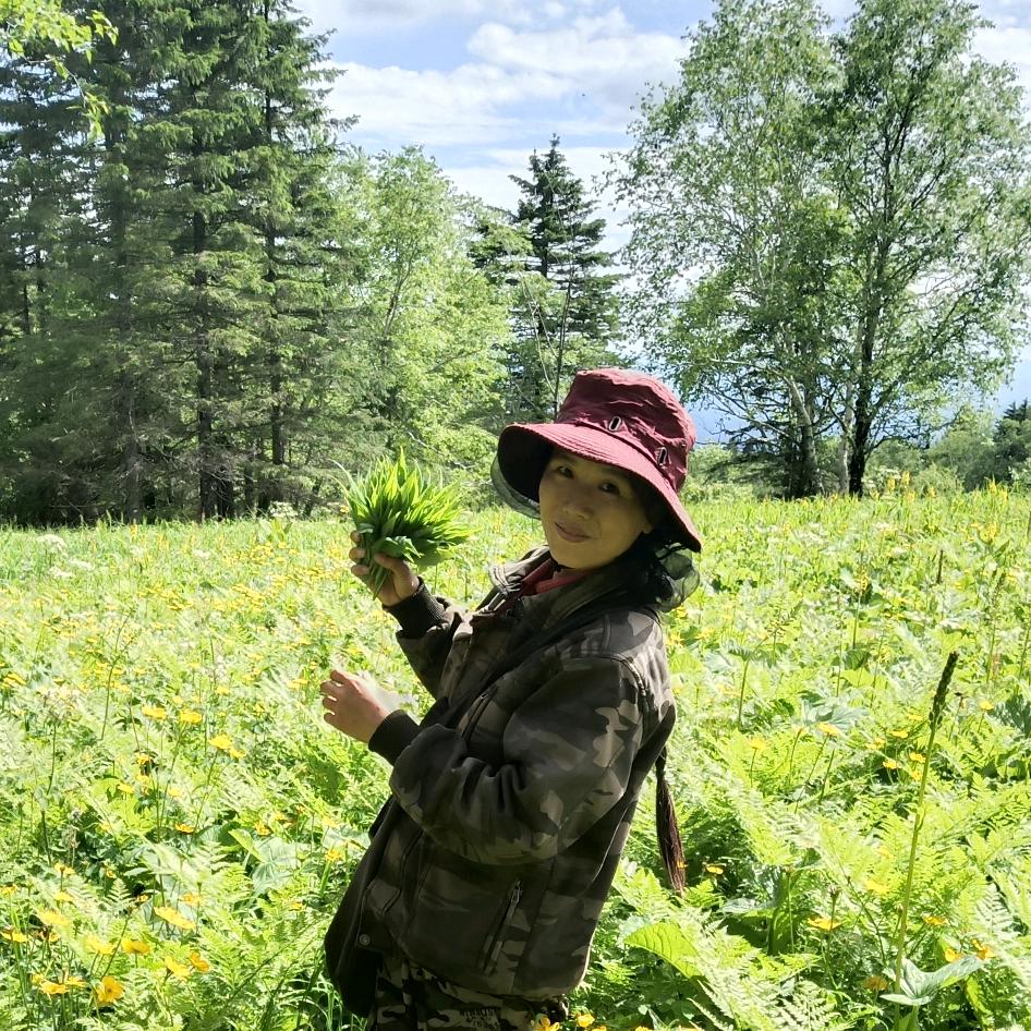 严小妮