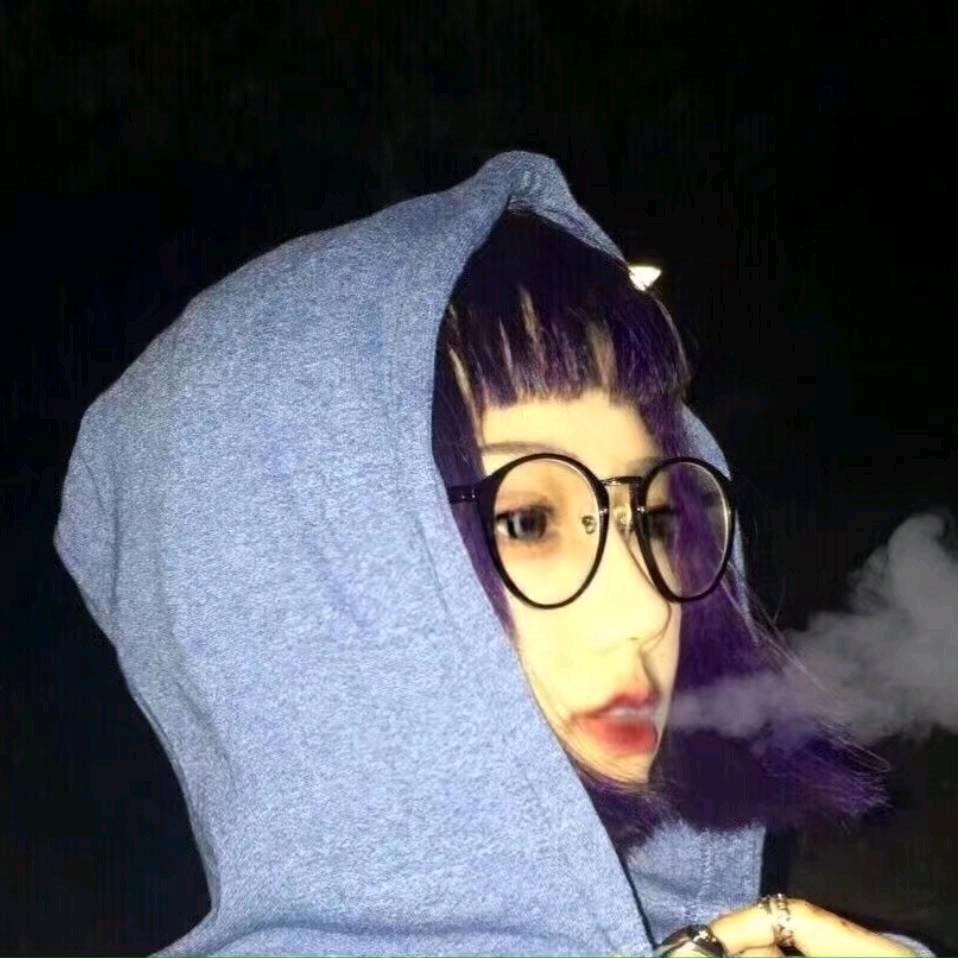 一凡`
