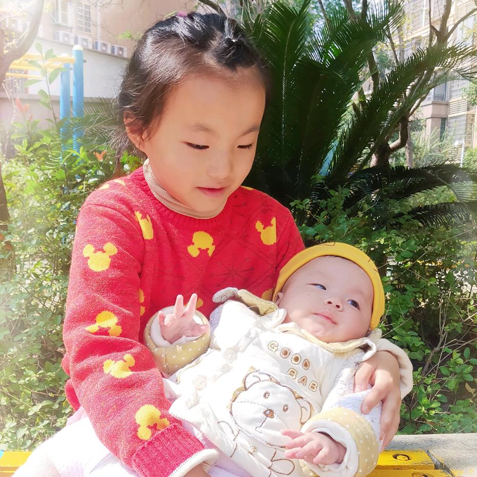 快乐一家😍😍