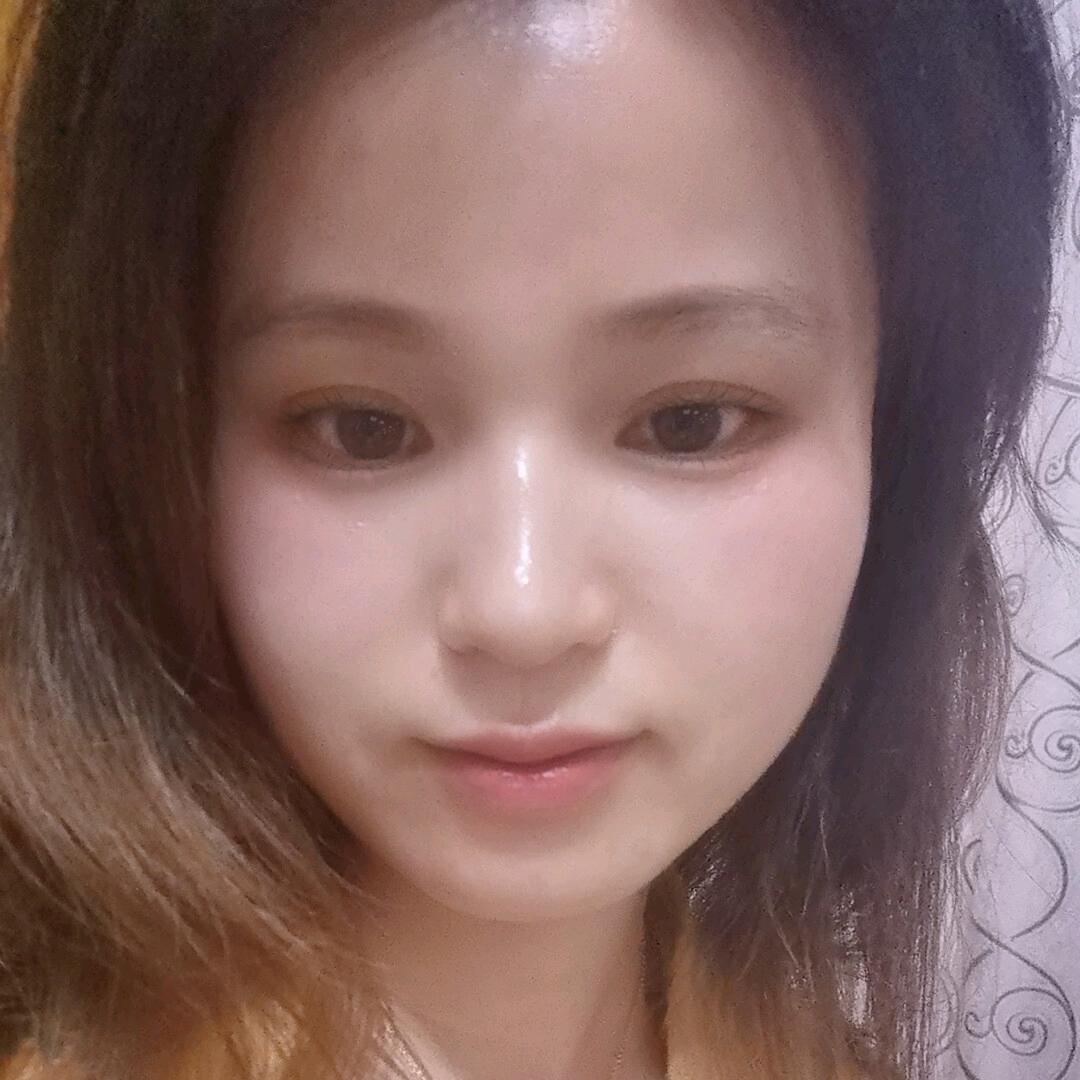 思思💋💋
