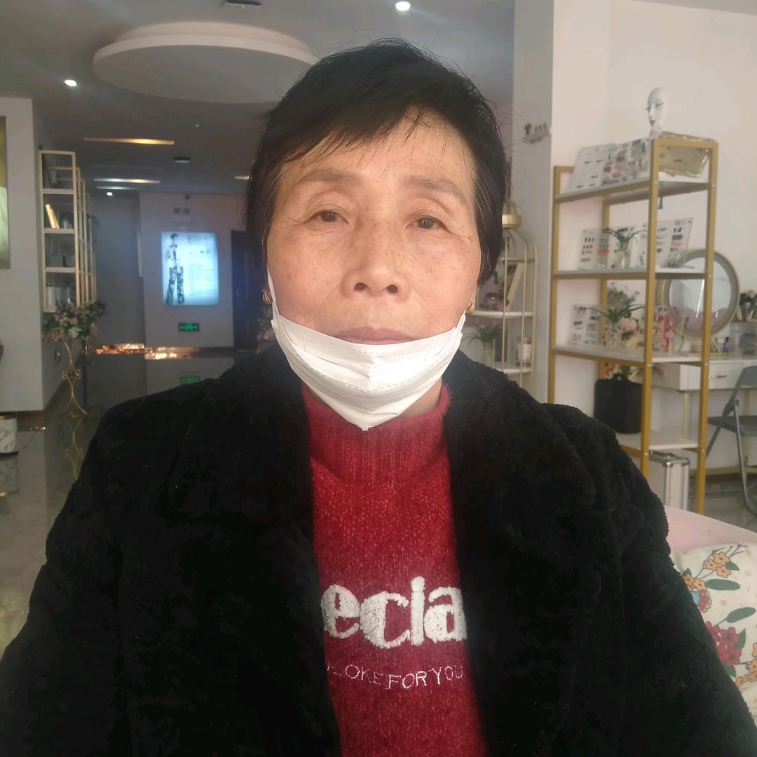 卢阿香