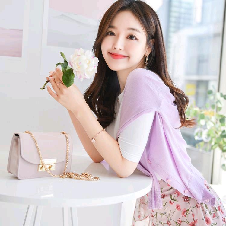 东莞市艾微儿服饰有限公司