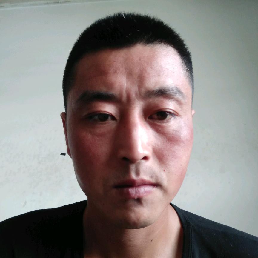 阿龙