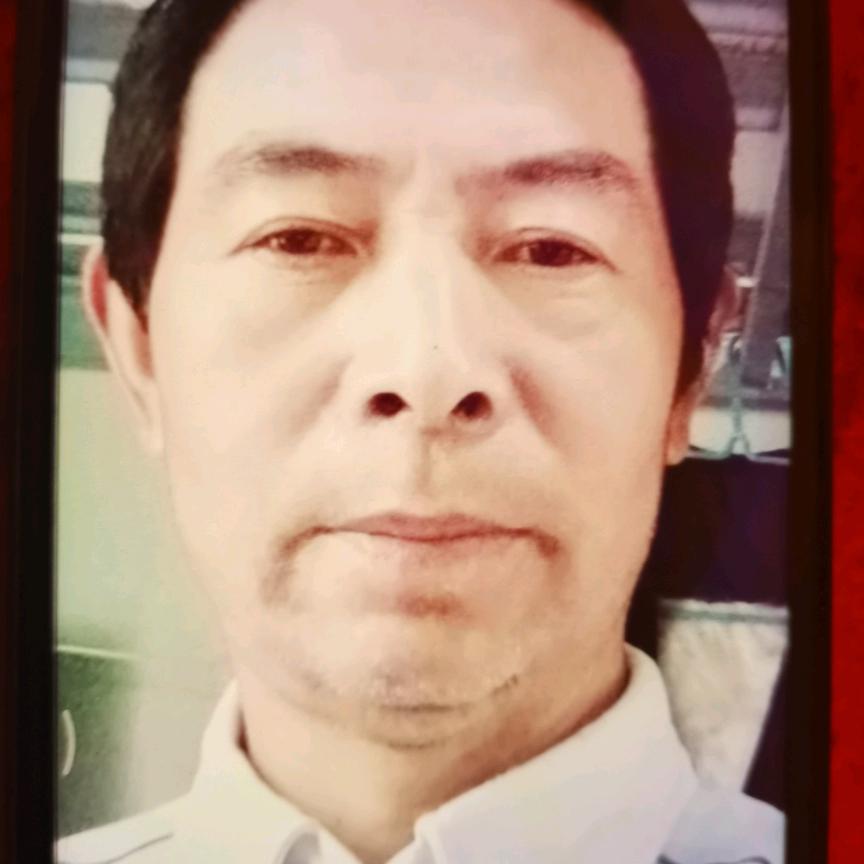 季**伈愿**