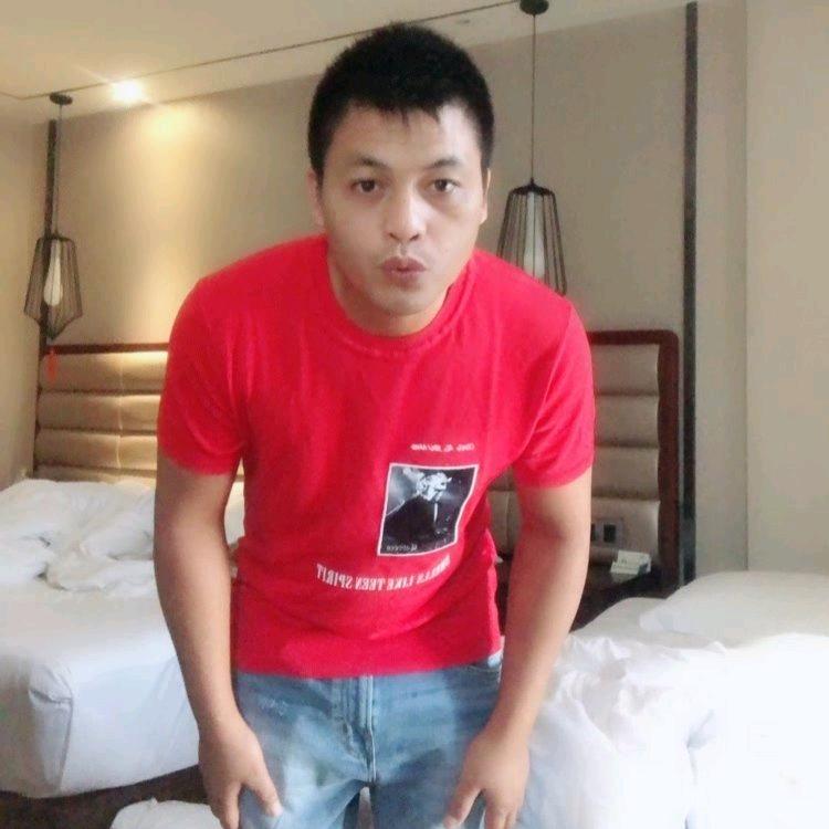 福哥（直播在小号）