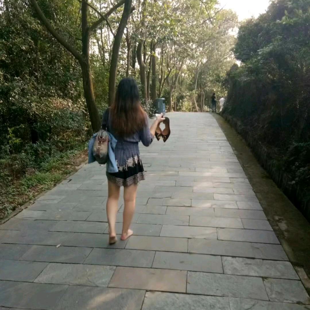 玲Ling