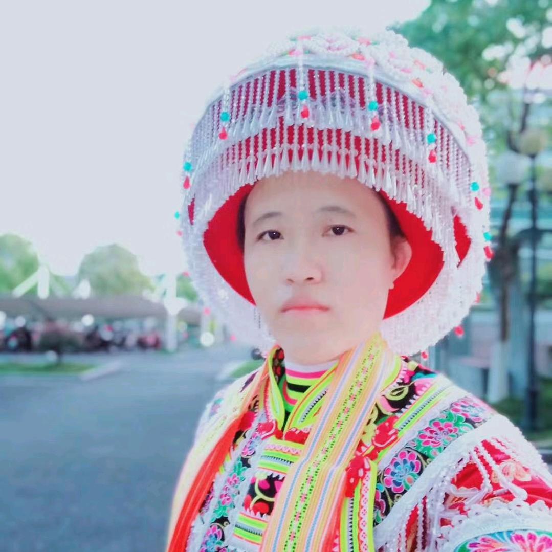 月嫂黄阿姨
