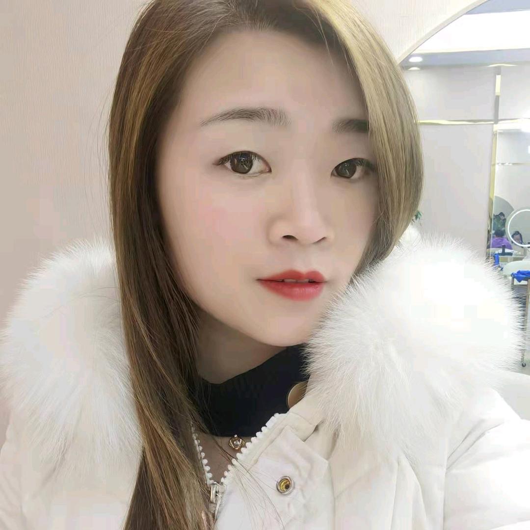 卖馄饨的小姐姐