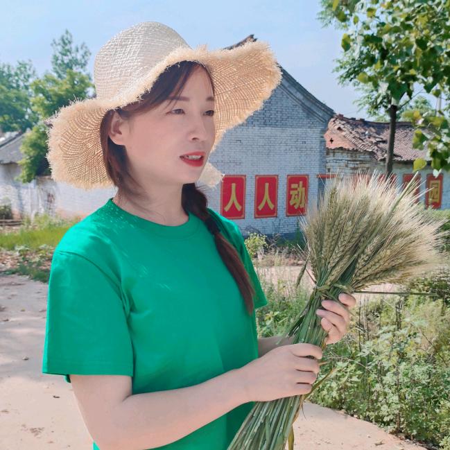 中原董妮儿