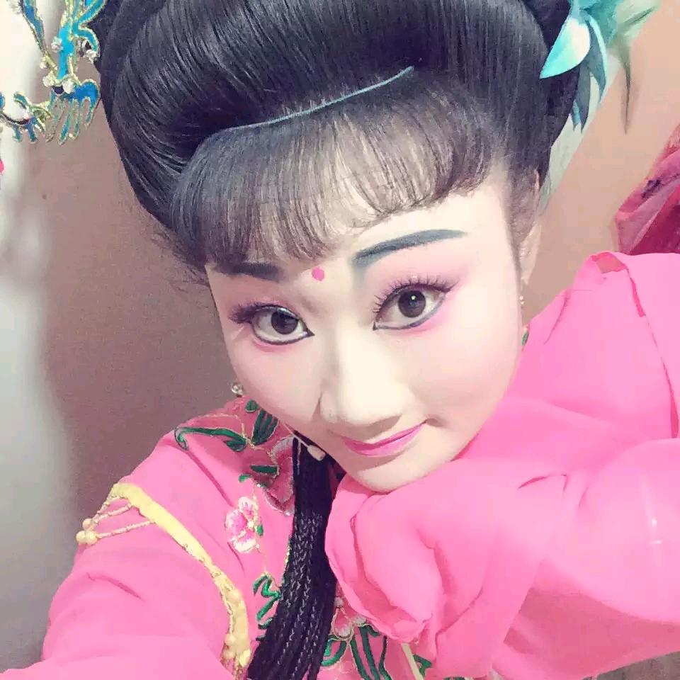黄梅戏荣儿