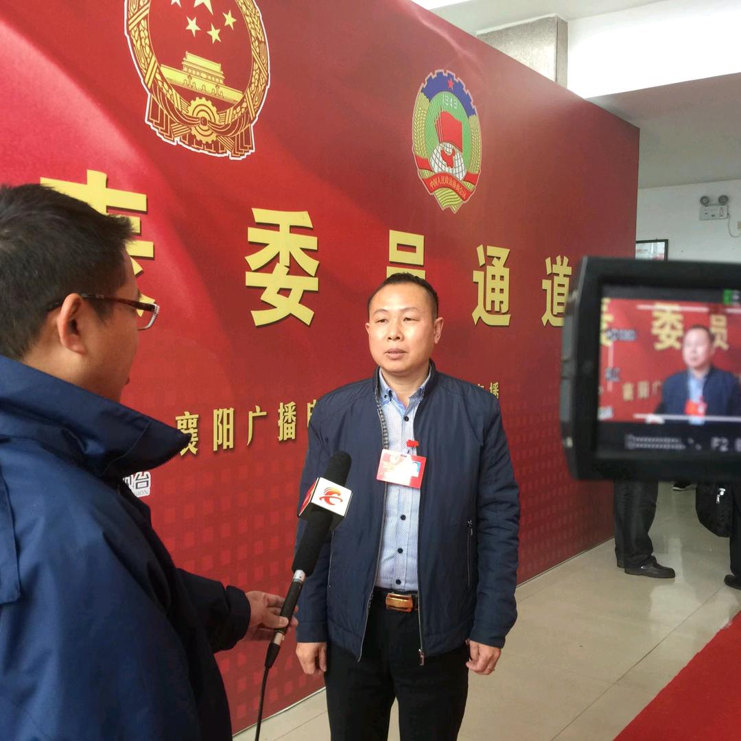 一杯清酒醉半生，一缕夕阳看红尘！