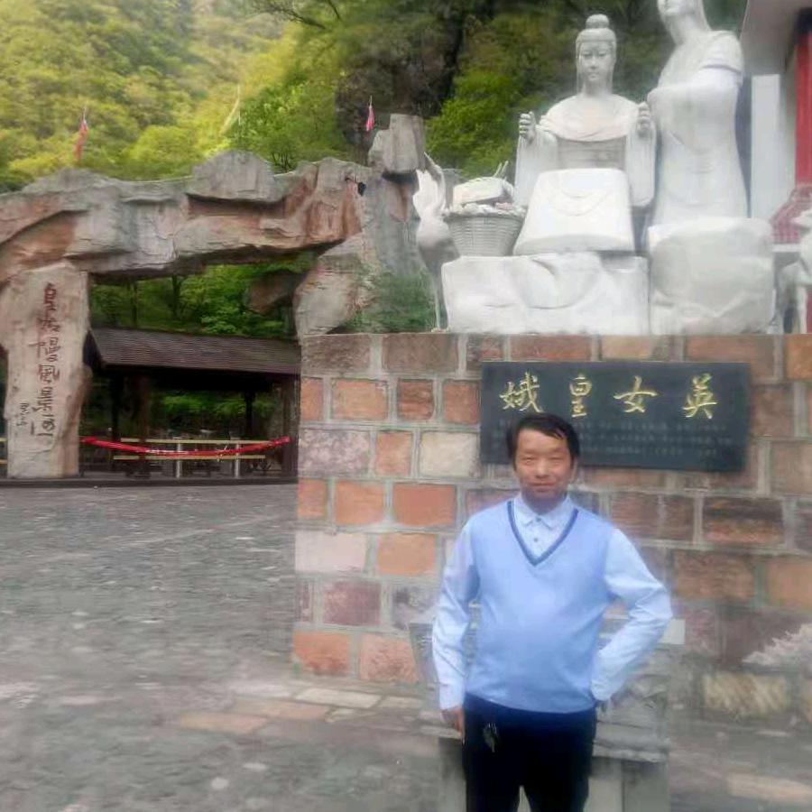 用户2895467855628似水流年
