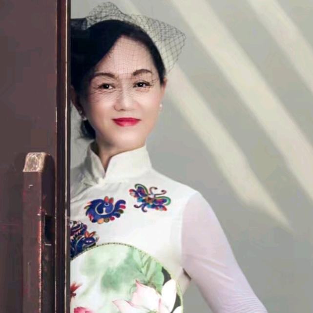 亮姐