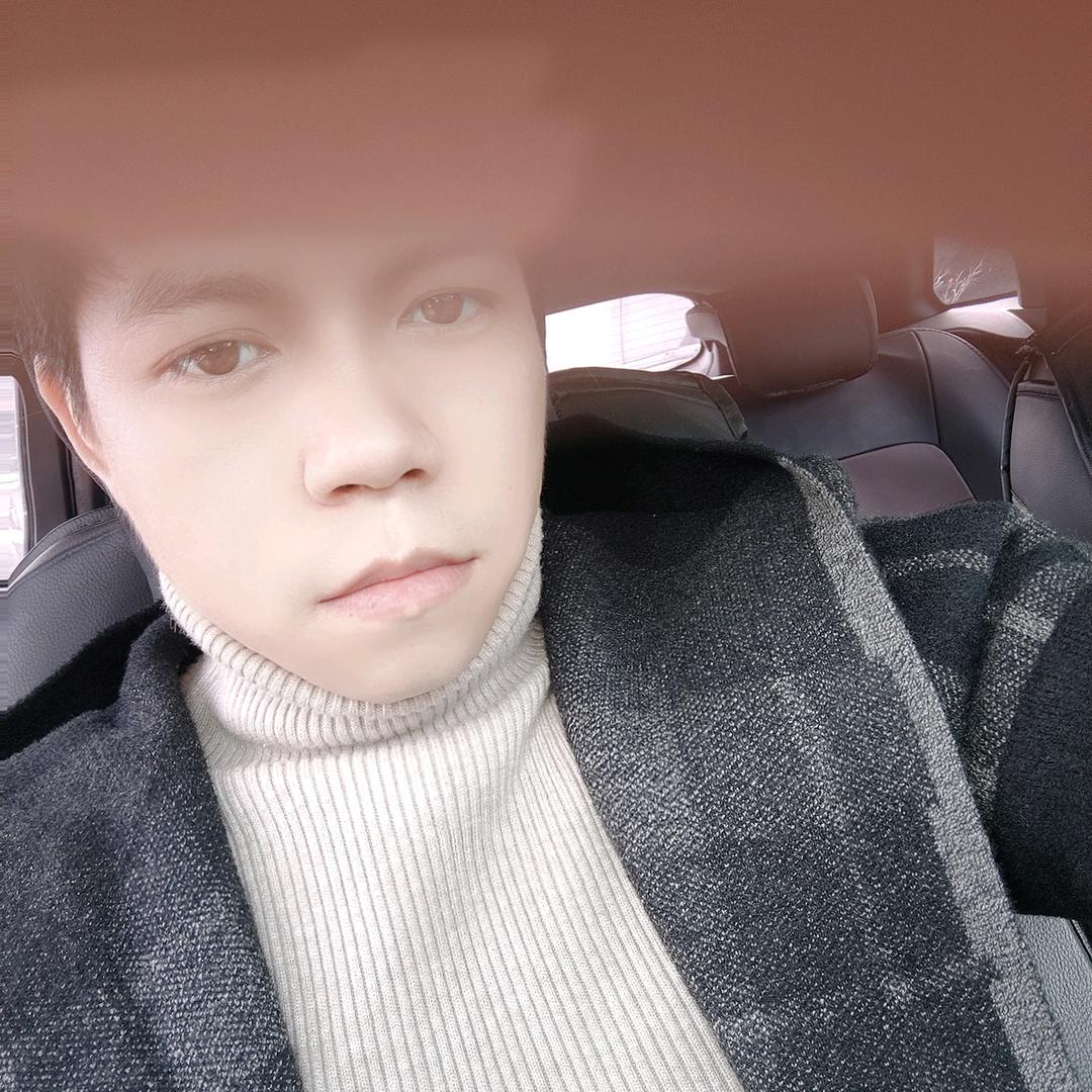 我姓李！却离不开孤独的你