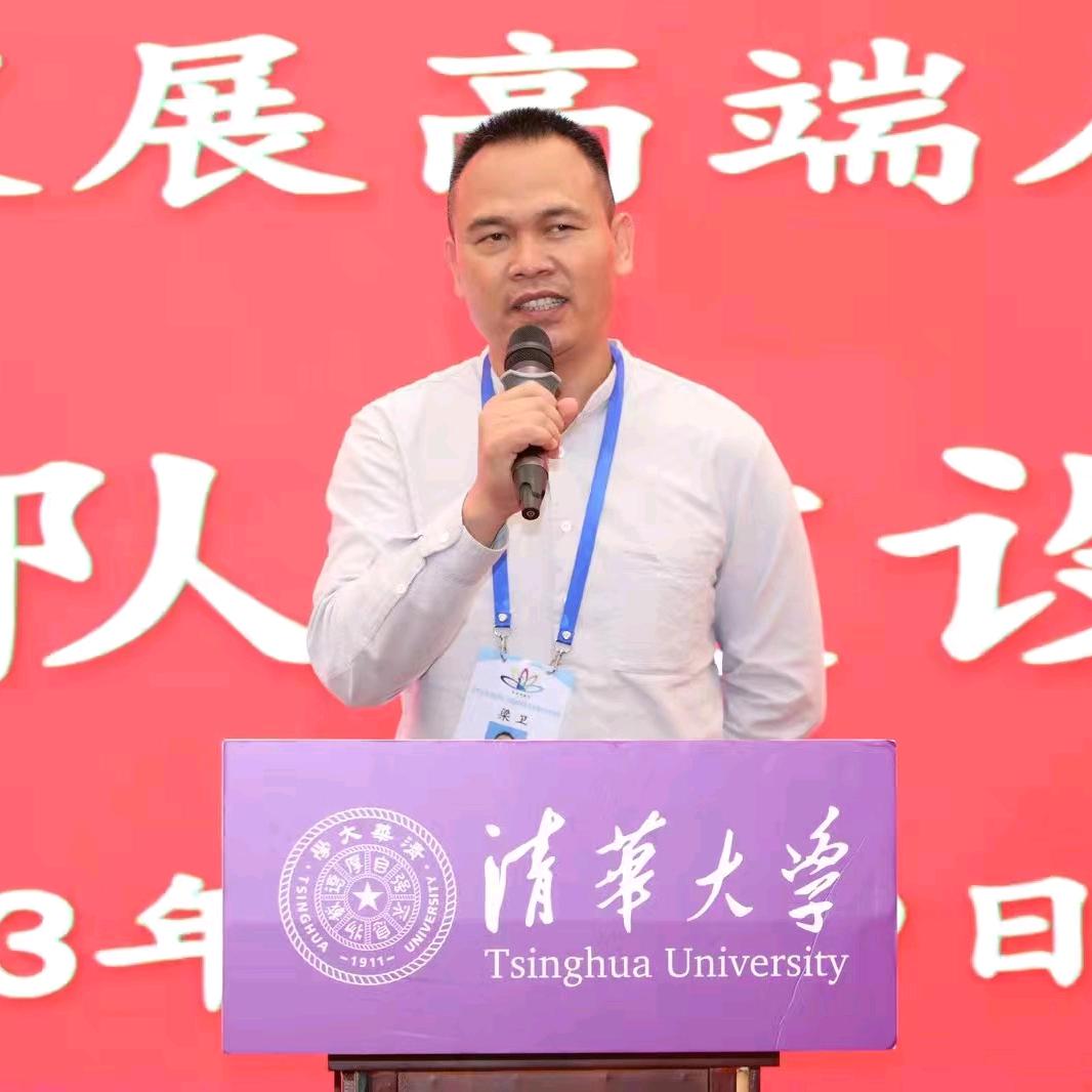 沈阳国防教育狼兵特训学校梁校长