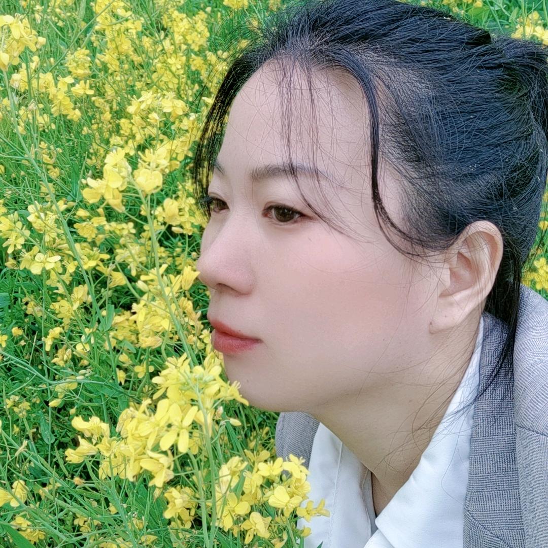 余生🐇🦋🍒一人走🍒