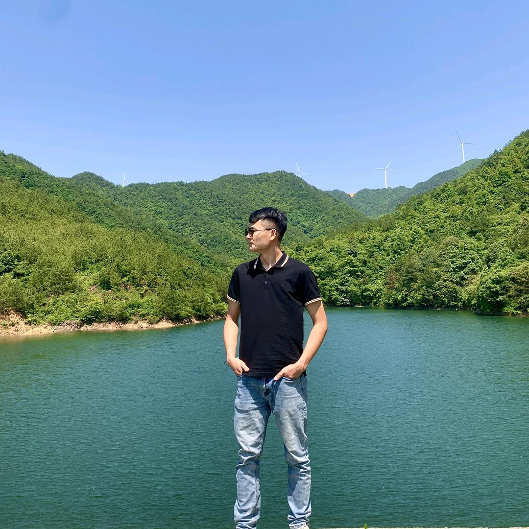 小彭哥泡沫箱肠粉