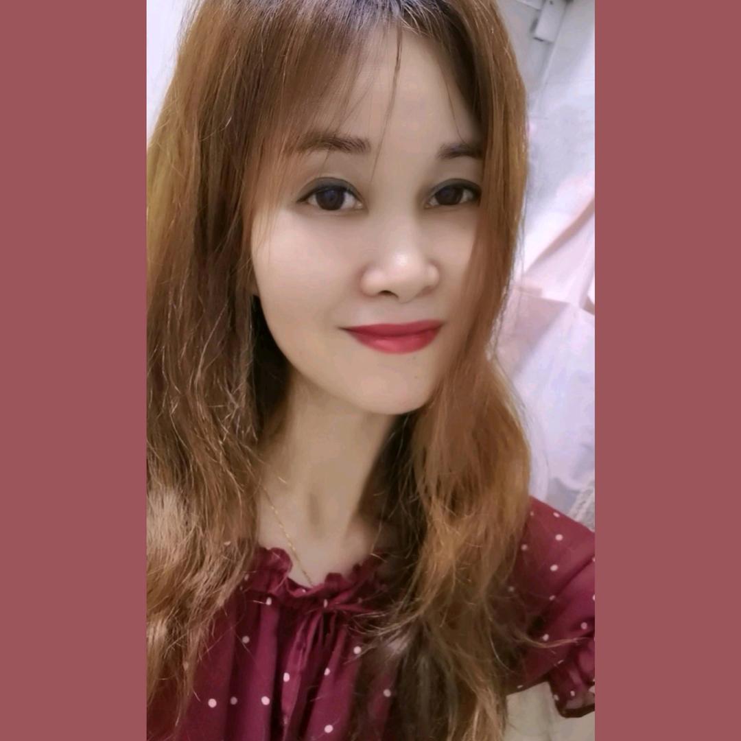黄敏英